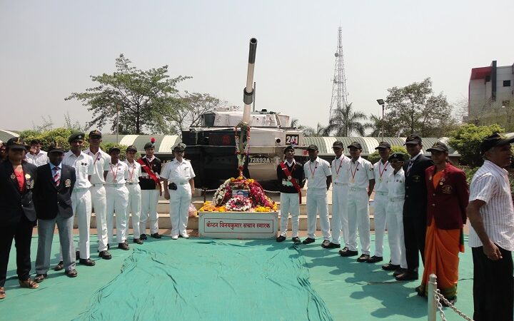 Indian Army’s Vijayanta Tank is displayed at Sfurti Smarak.